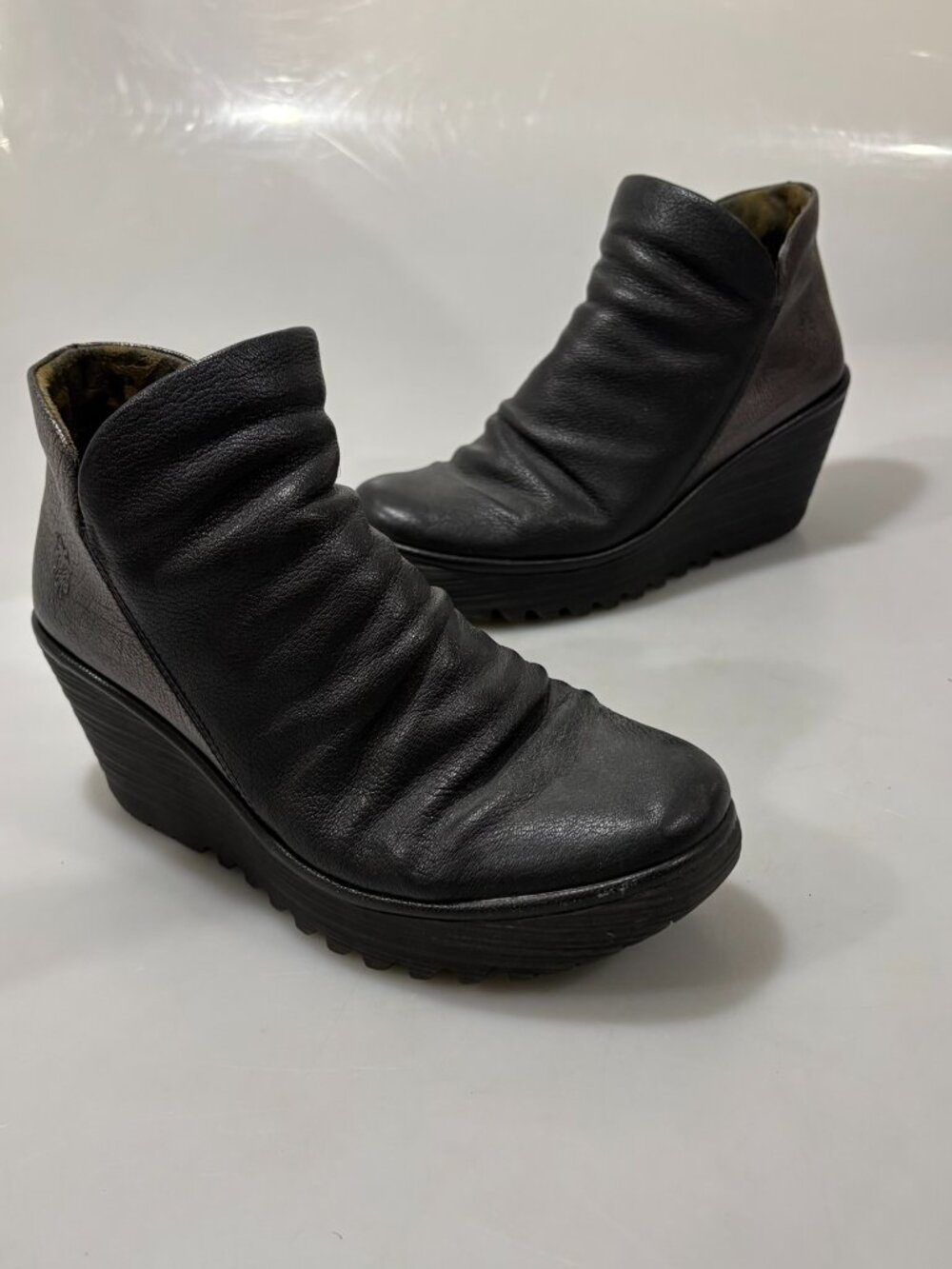 Fly London 8-8.5 Yip Dk Gray Metallic Pewter Leather 3" Wedge Heels Ankle Boots